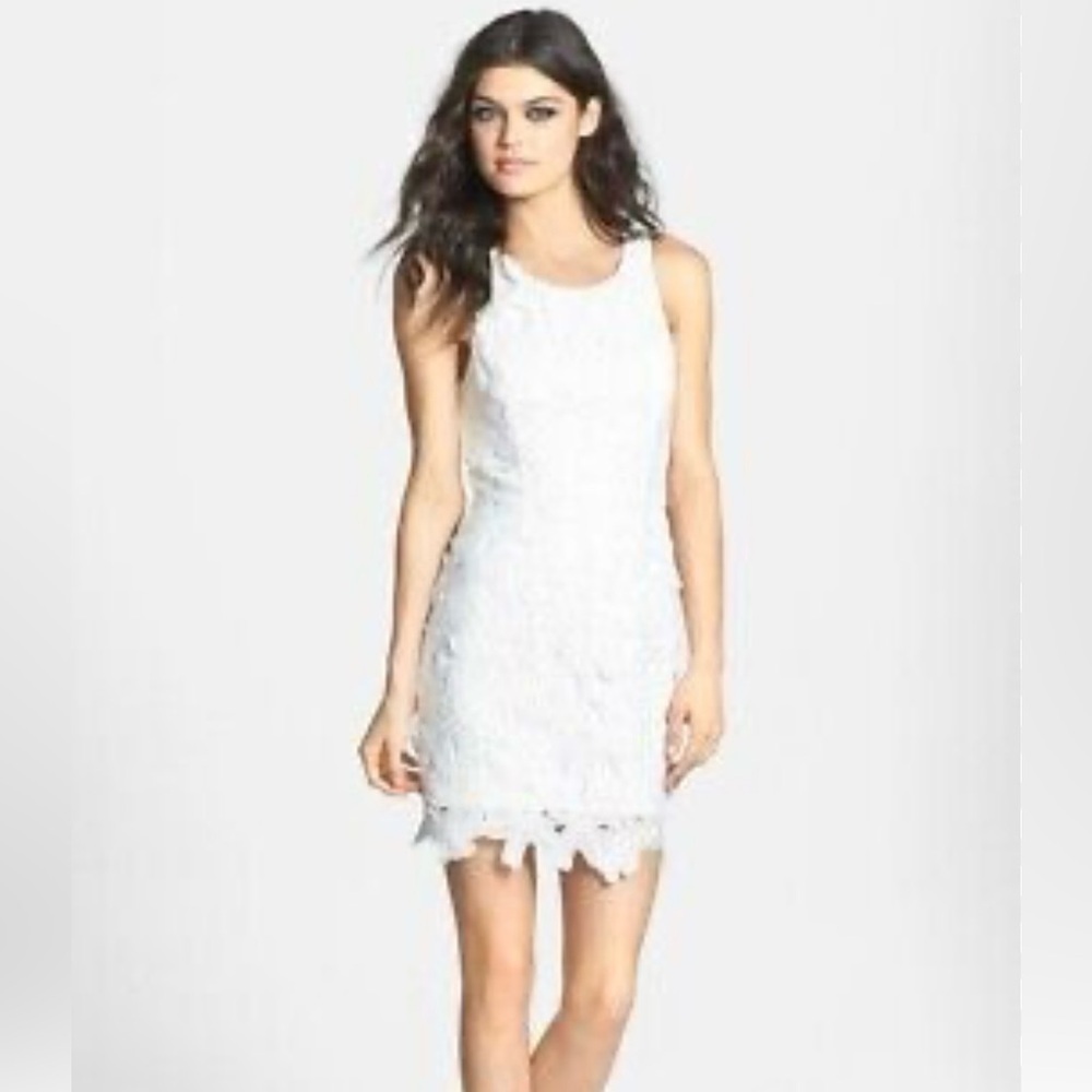 ASTR The Label White Textured Floral Lace Sleeveless Bodycon Dress Size Small